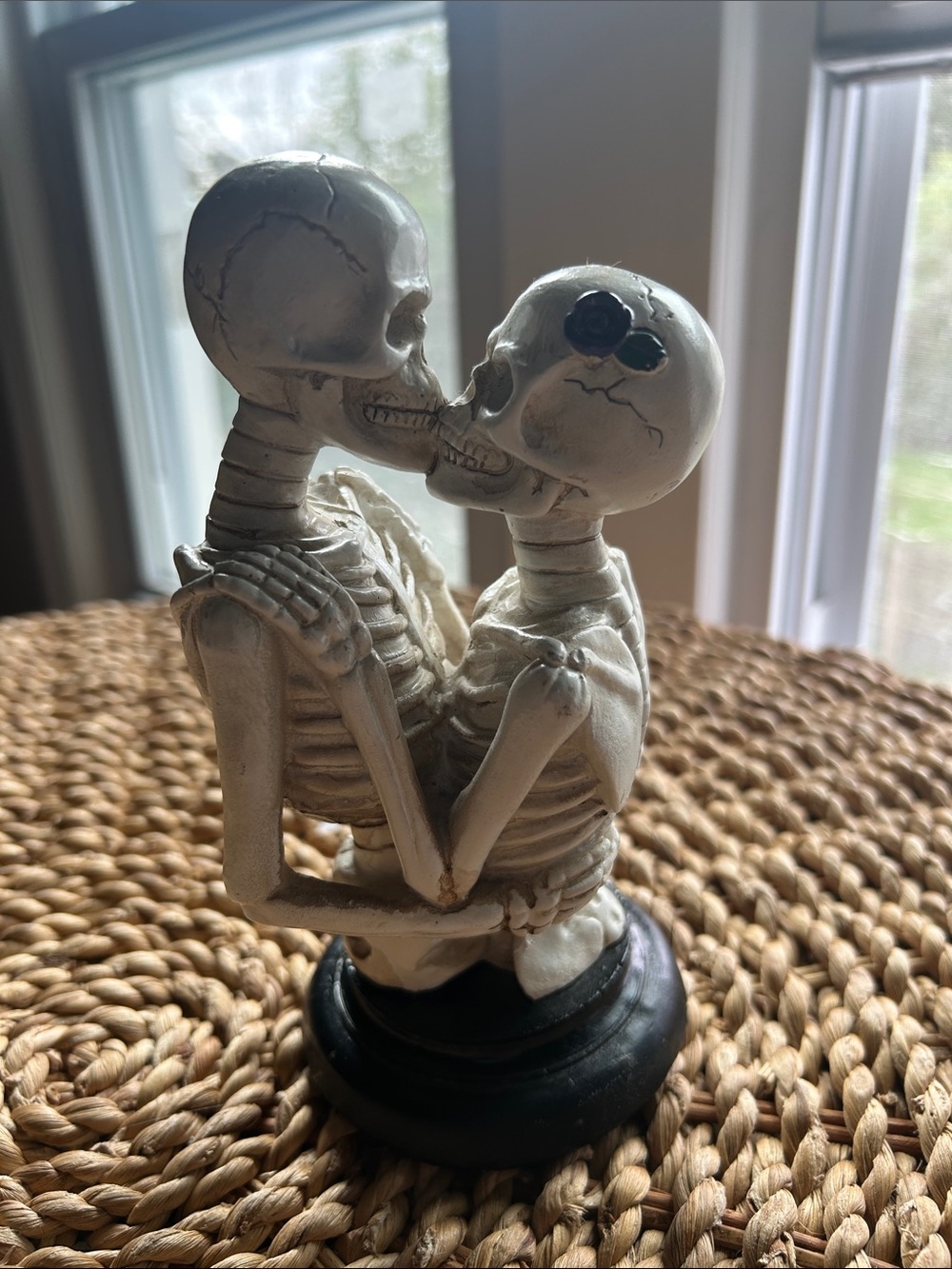 Halloween skeleton decor